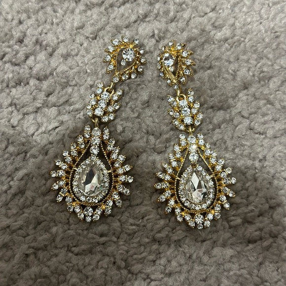 Gold & Studded Dangling Earrings - GREAT for Weddings! - Picture 1 of 2